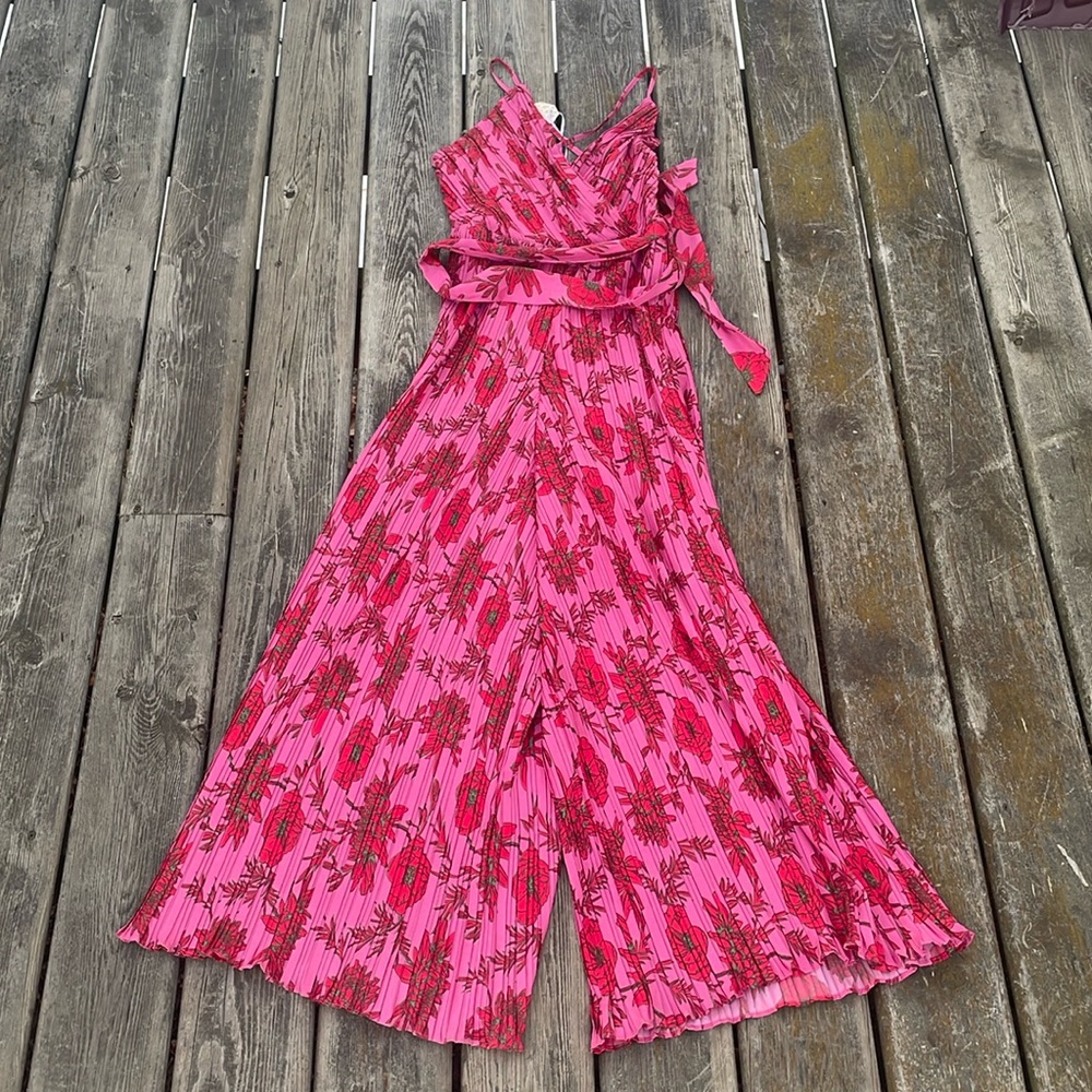 NWT Beyond Words Pleated Jumpsuit